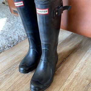 Tall Wide Calf Hunter Rain Boots Size 7 Women’s